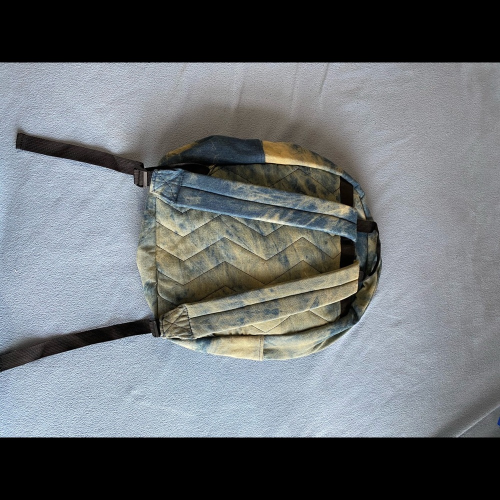 Bleached Classic Laney Backpack - Picture 2 of 6